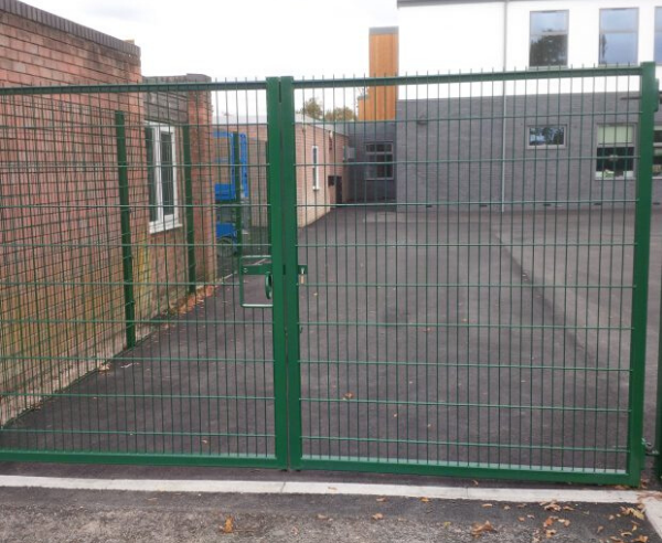 Factors to Consider Before Installing Commercial Fencing